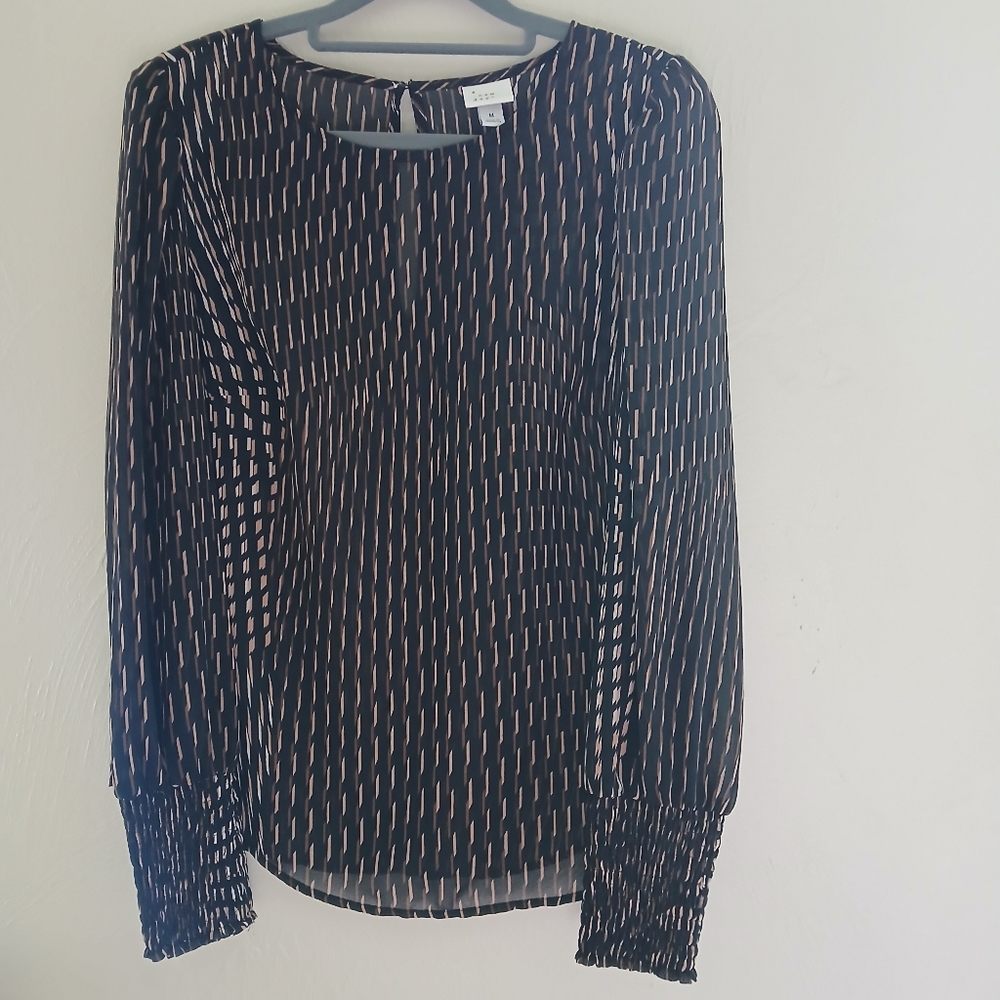 A New Day Black and Cream Pleated Long Sleeve‎ Blouse Sz M